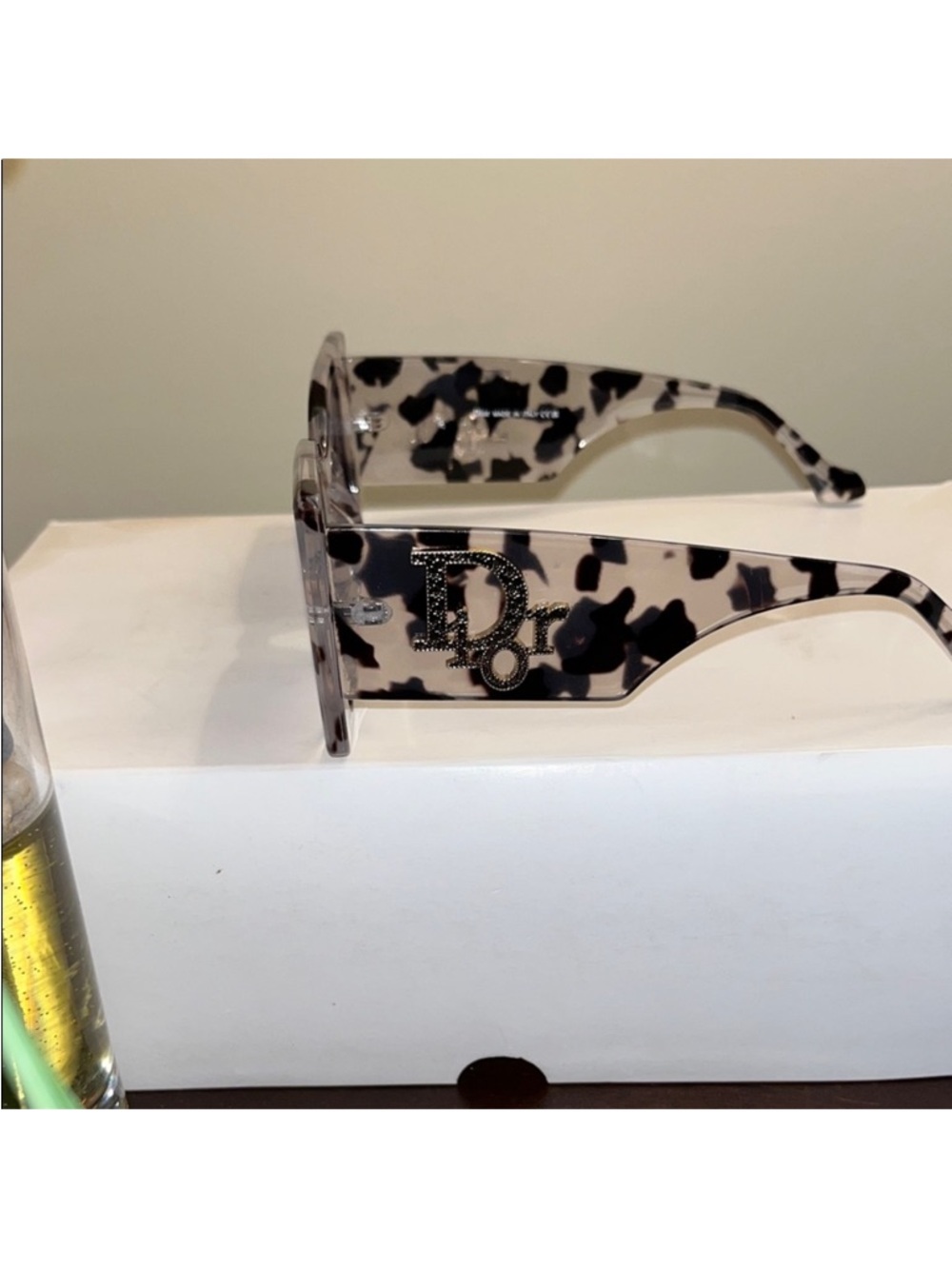 Dior Women's Oversized Tortoiseshell Sunglasses - Gray Gradient - Picture 2 of 6